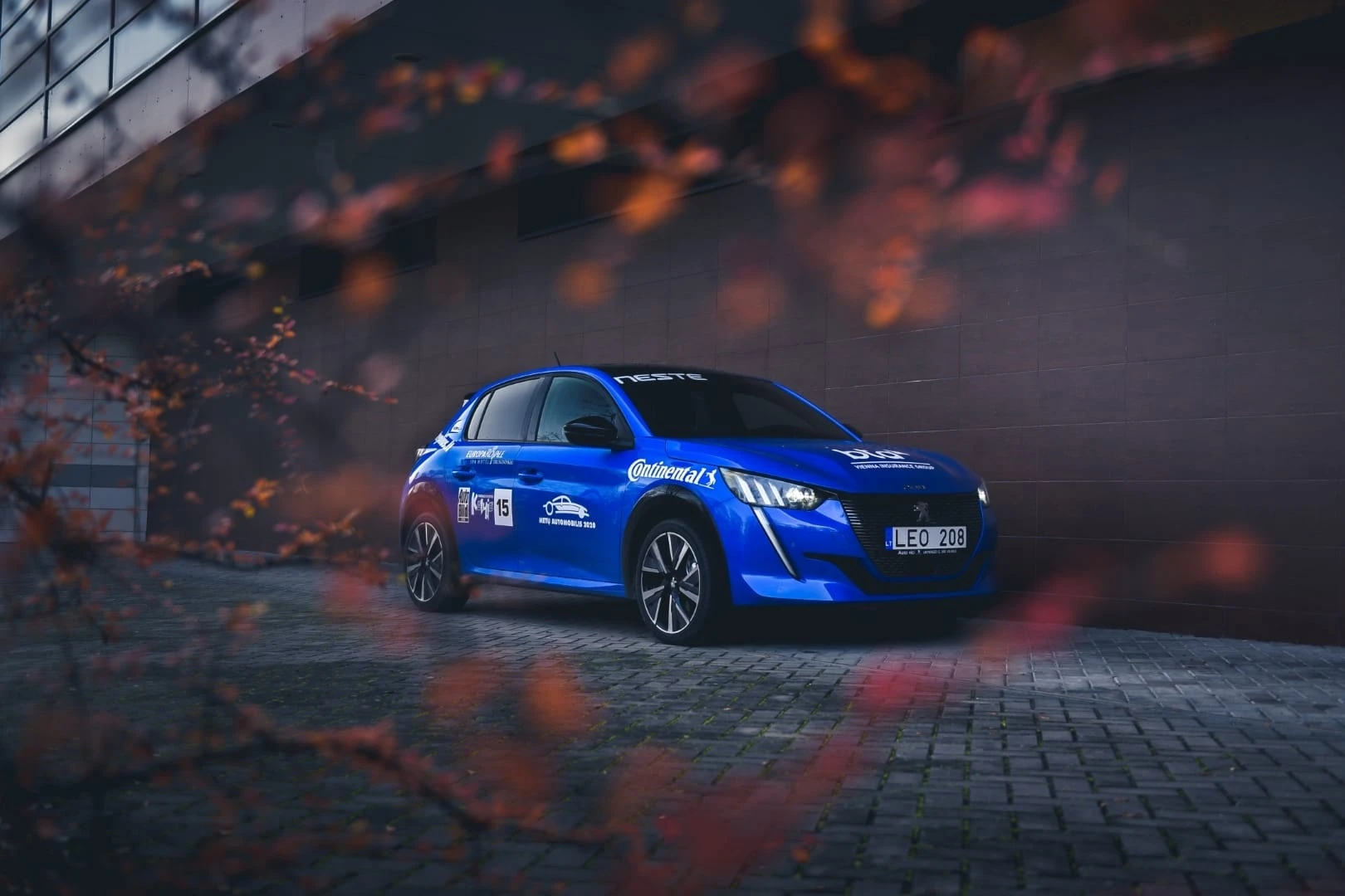 Automobilių dizaino tendencijos: populiarėja visureigiai, dideli ratai ir mažesni langai