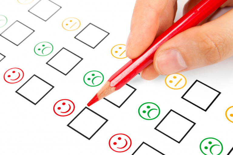 Lietuviai patenkinti demokratijos veikimu ES, bet ne savo šalyje