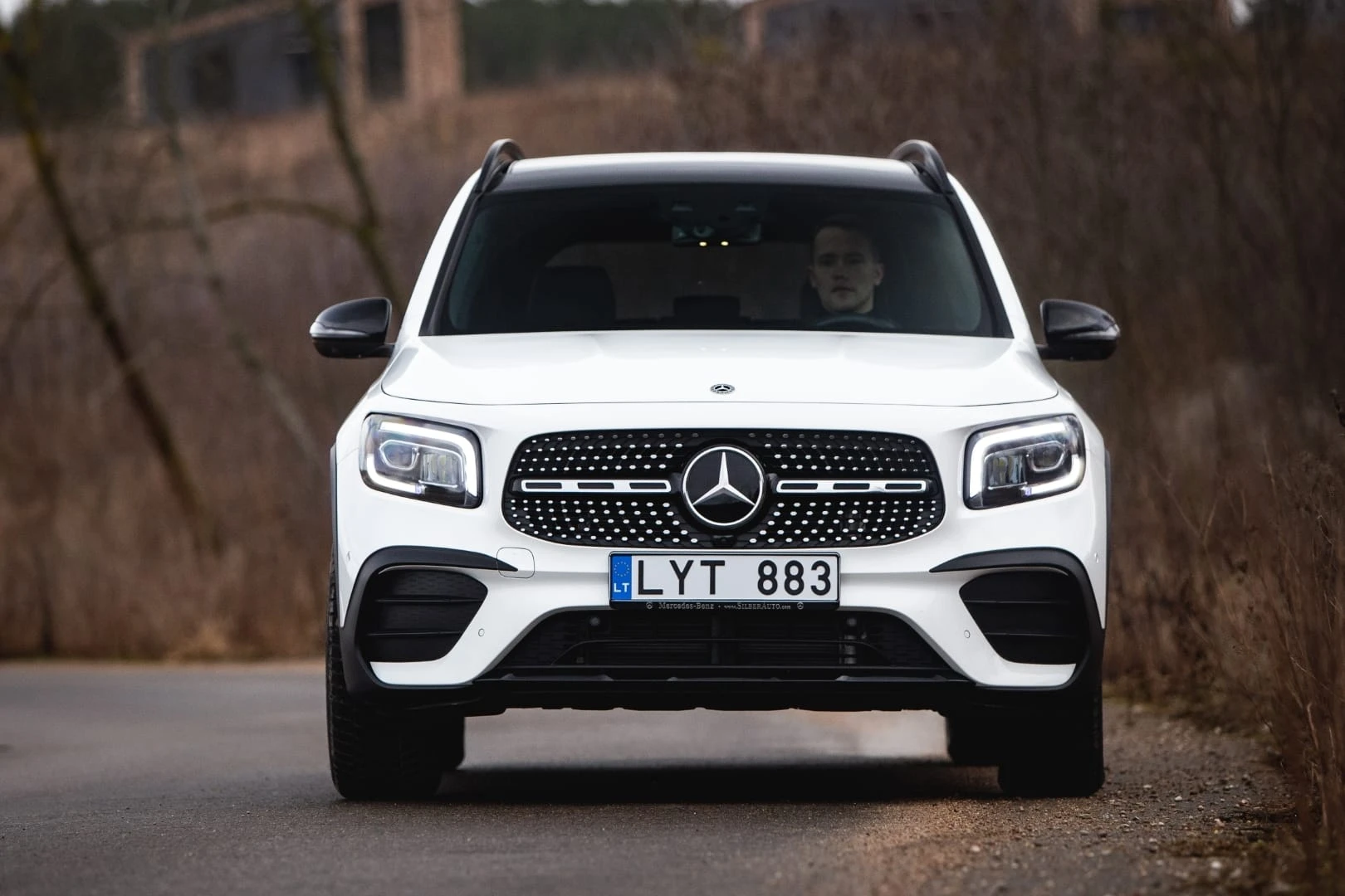 Praktiškas visureigis „Mercedes-Benz GLB“ – jau Lietuvoje