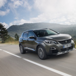 Šeši „Peugeot“ metų automobiliai: nuo 504 sedano iki naujojo 208 hečbeko 5 Peugeot 3008
