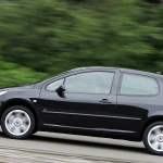 Šeši „Peugeot“ metų automobiliai: nuo 504 sedano iki naujojo 208 hečbeko 6 Peugeot 307