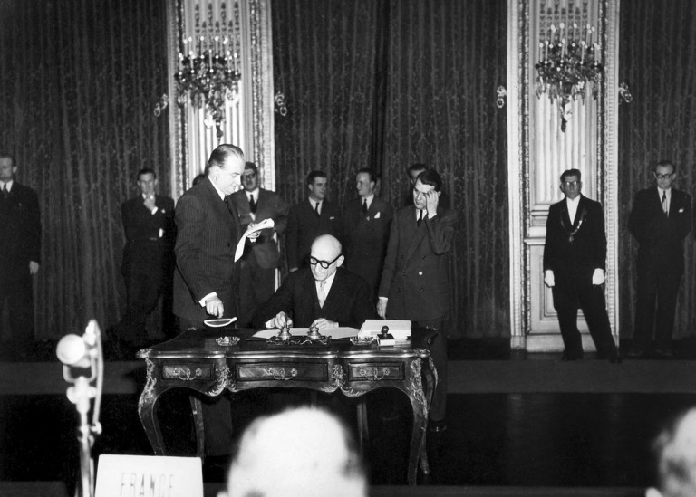 19510418 Traite de Paris 2 RESIZED M