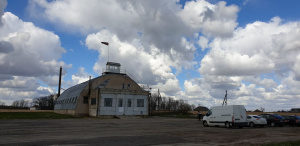 Bistrampolio dvaras: nuo drive-in mišių iki fly-in festivalių 2 Bistrampolio dvaro aerodroma. Bistrampolio dvaro archyvo nuotrauka