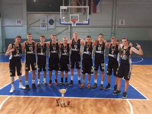 Žydrūnas Valuckis: „Krepšinis „teka“ mano venomis“ 5 Z Valuckio jaunieji krepsininkai3