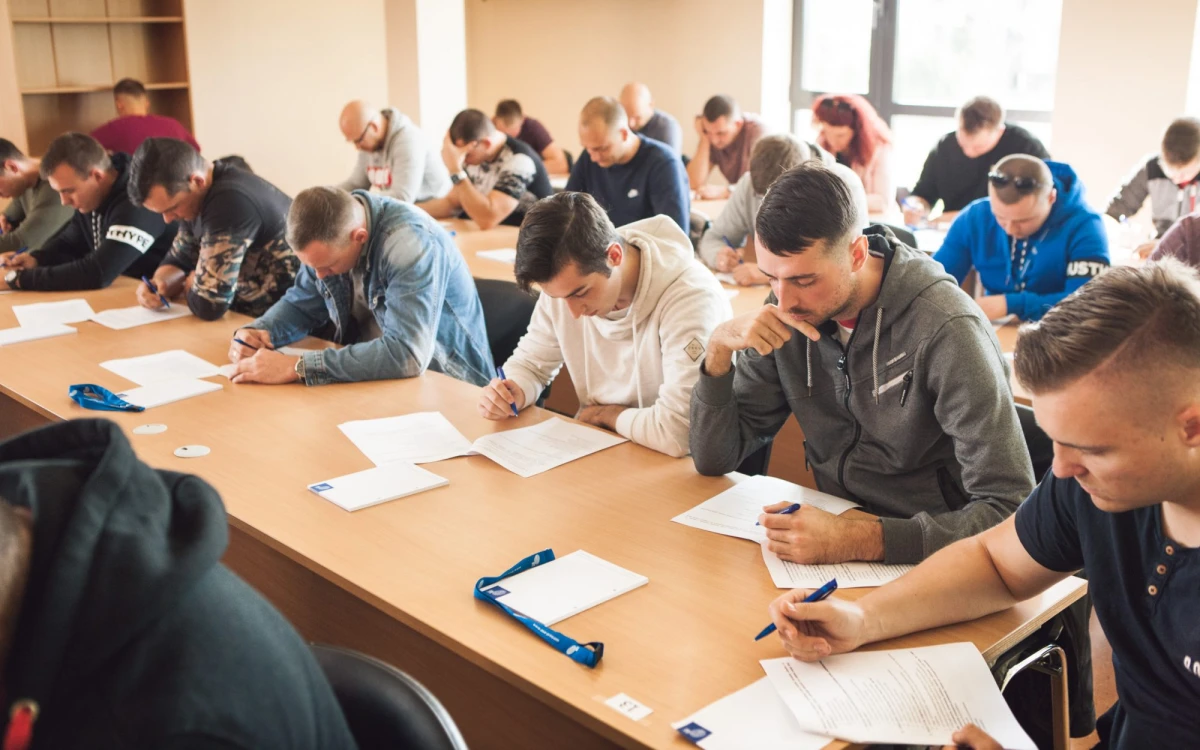 Lietuvoje skelbiama geriausio šalies vairuotojo paieška
