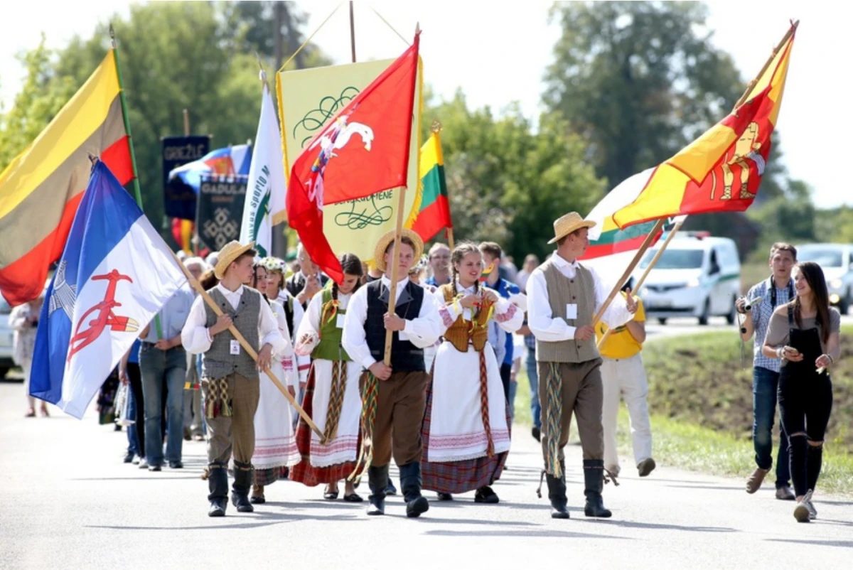 Panevėžio rajone – tradicinės „Baltijos kelio“ bėgikų sutiktuvės