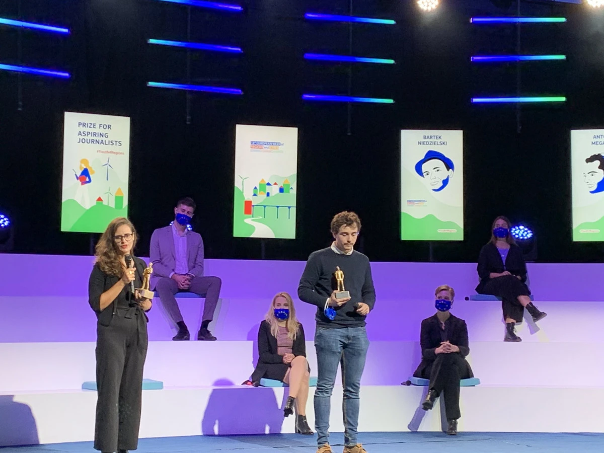 Jauniems žurnalistams įteikta Megalizzi-Niedzielski premija
