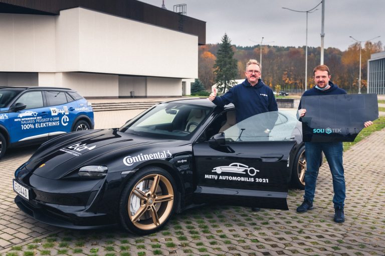 Metu automobilio rinkimai