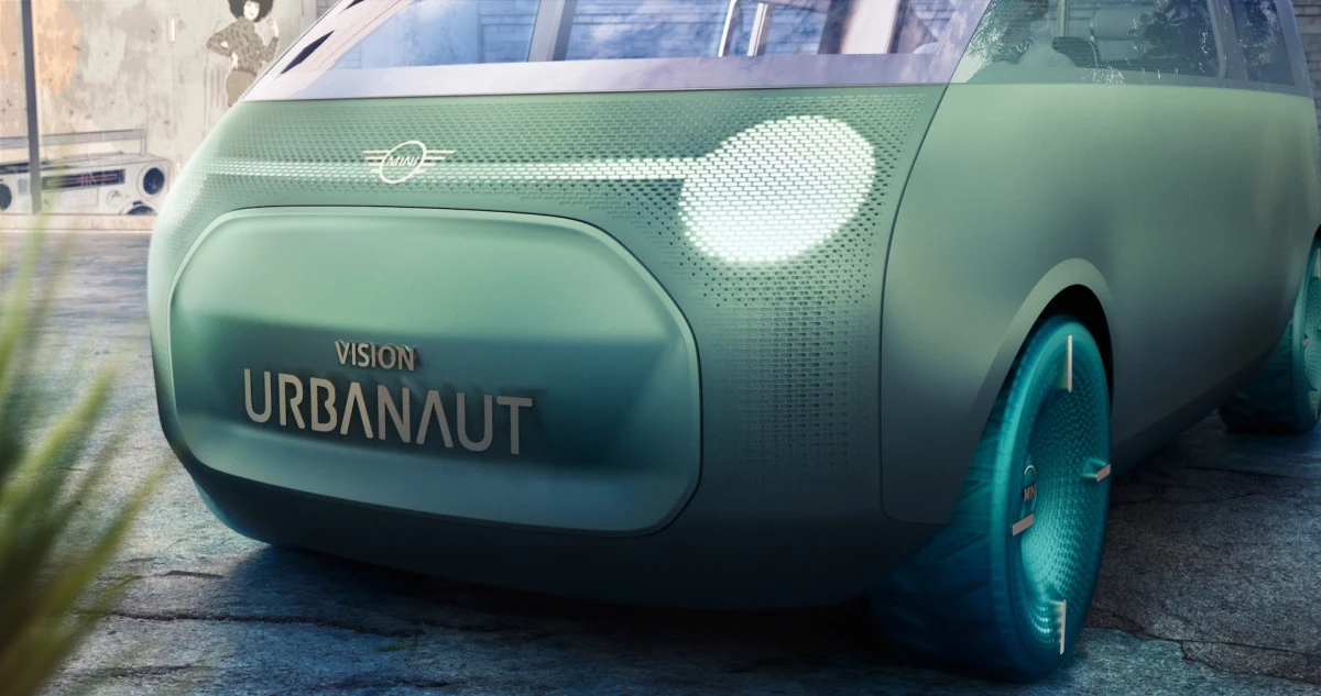 „Mini“ pristatė koncepcinį elektrinį automobilį, kuris transformuosis į kambarį ant ratų