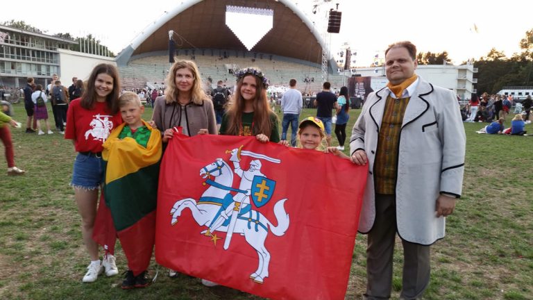 Gudynu seima pries keleta metu