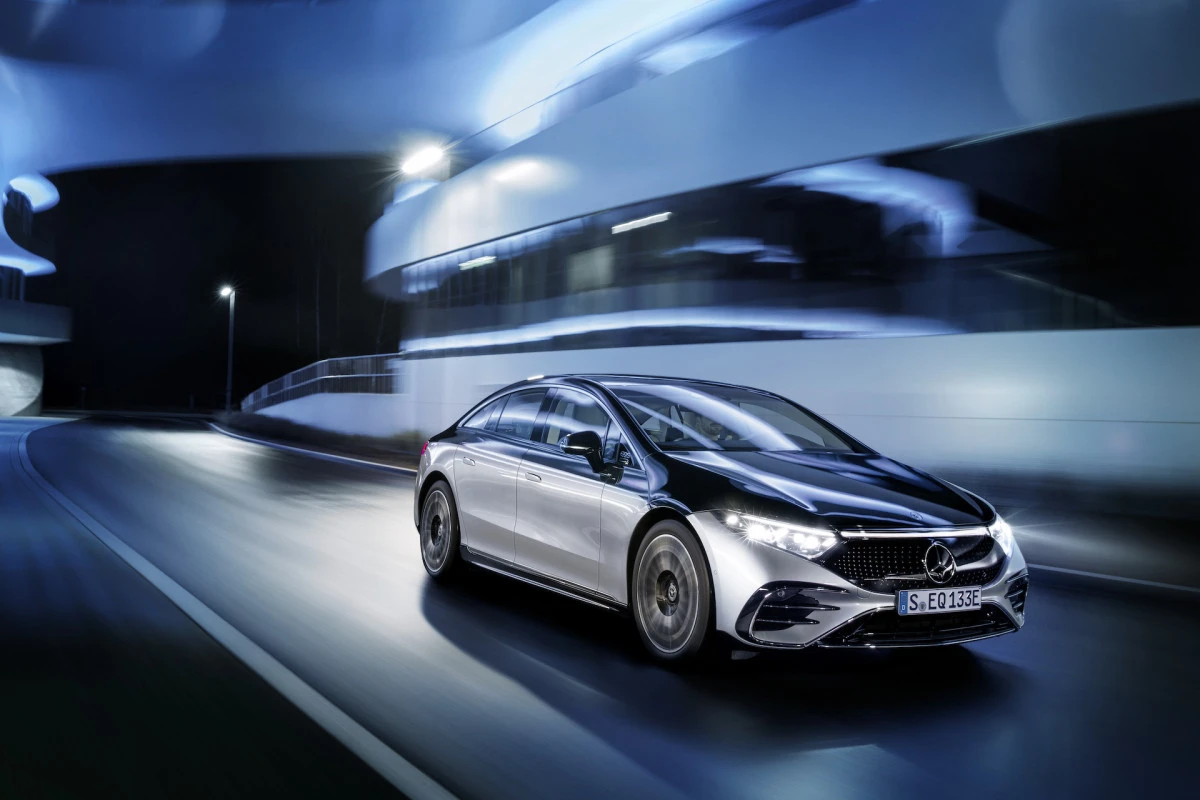 Mercedes Benz EQS 2