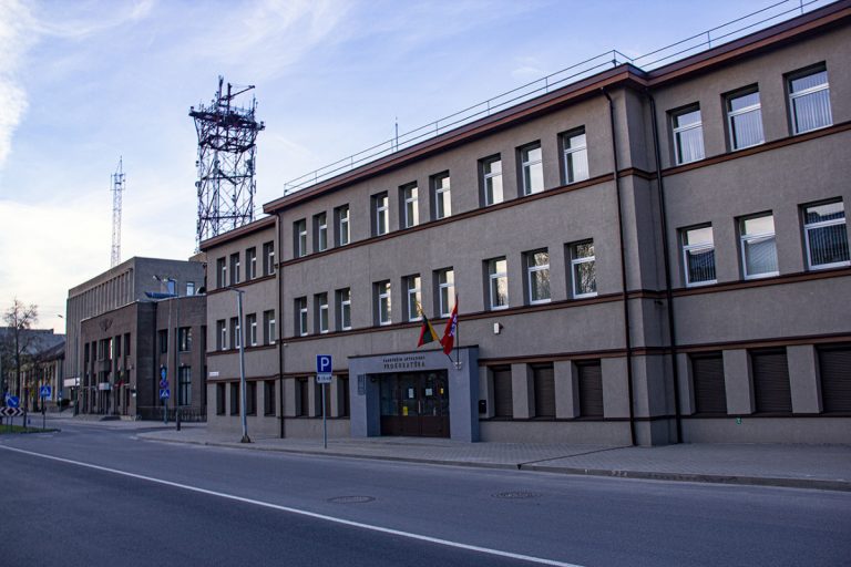 Į teisiamųjų suolą sės ne tik neteisėtų migrantų gabentojas, bet ir nusikalstamos veikos organizatorius