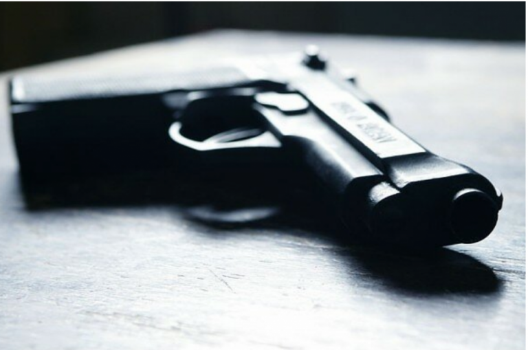 Nuomojamame bute rastas pistoletas ir narkotikai