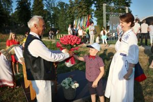 212442472 188603836607597 1170099776369060415 n