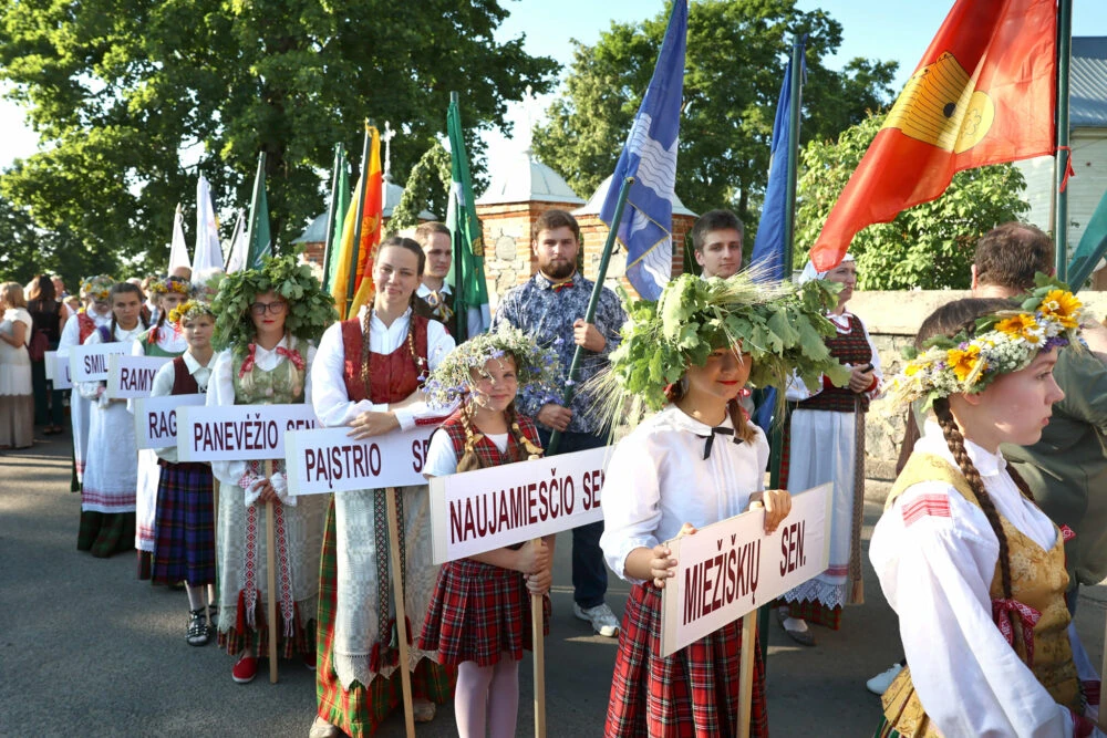 Valstybės dienos minėjime pasveikintas Panevėžio rajono garbės pilietis