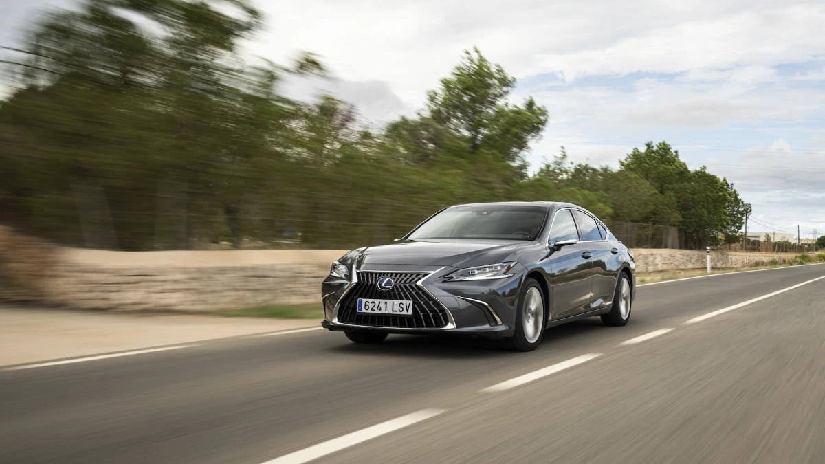 Lexus ES 300 h 2