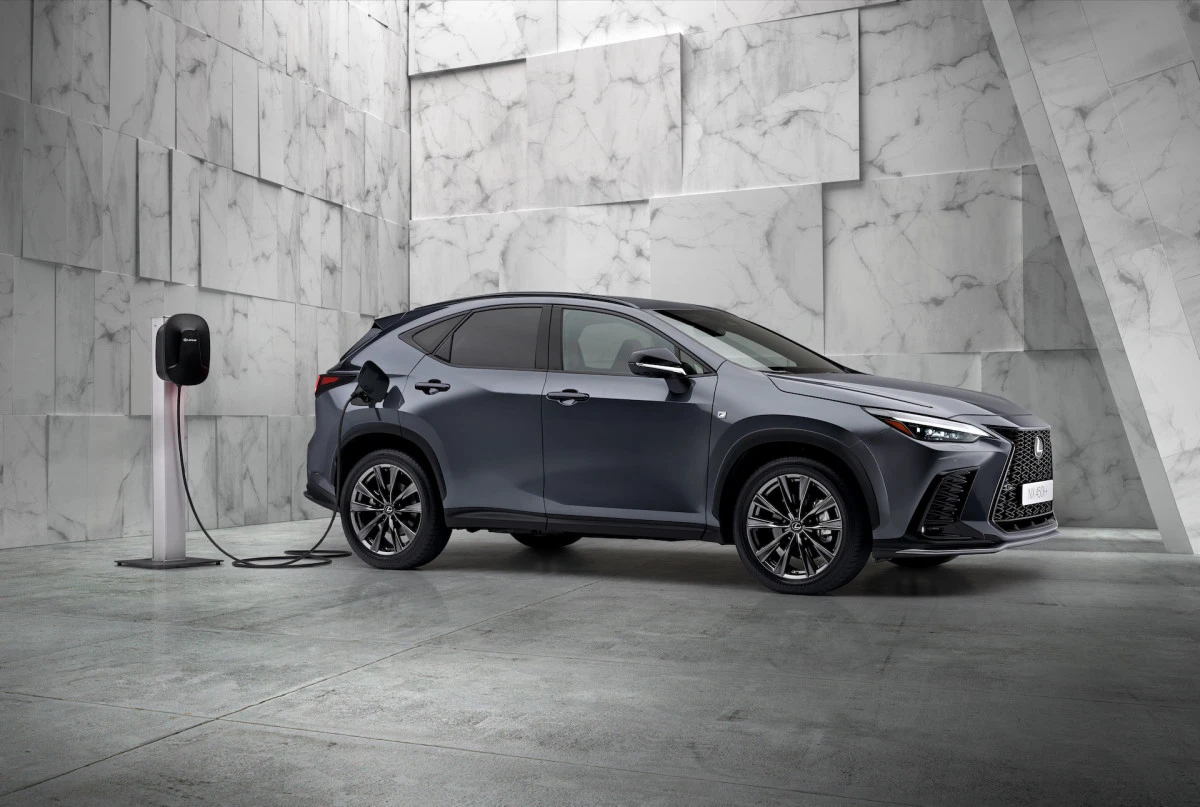 Lexus NX 450h 1