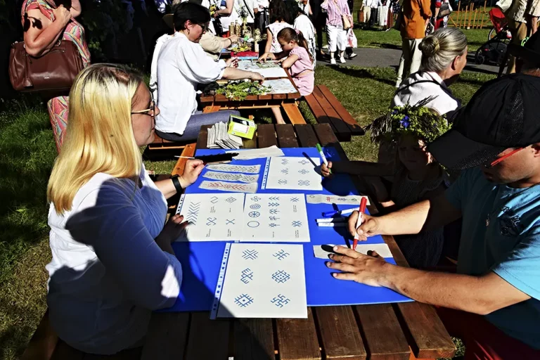 Mezginaitės biblioteka