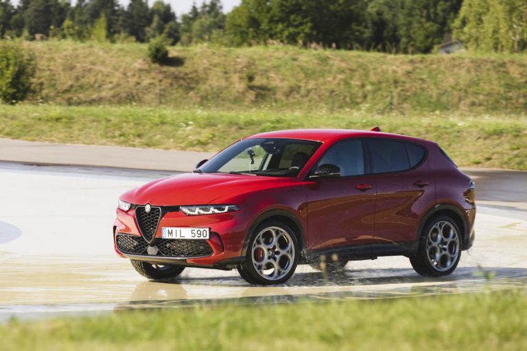 Tautos automobilis Tonale 1