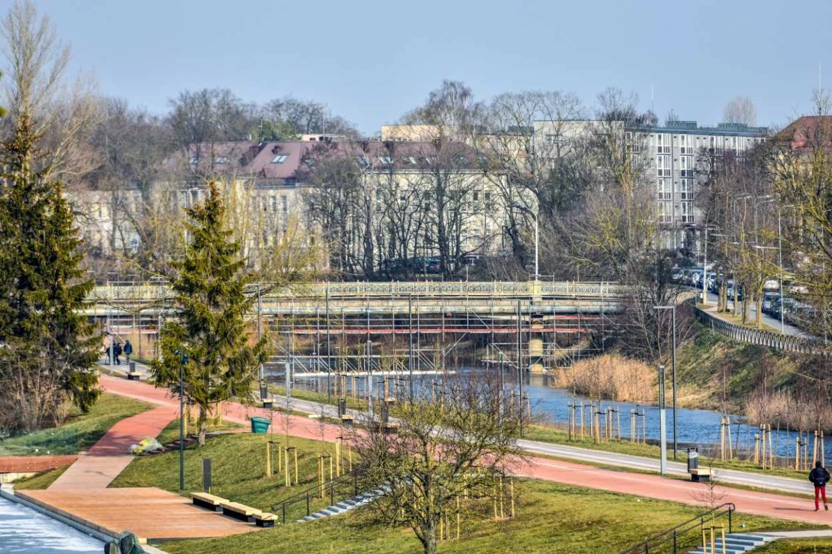 Pėstiesiems atidaromas tiltas per Nevėžio upę A. Jakšto gatvėje