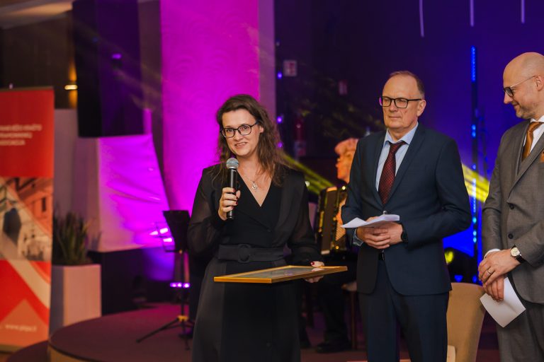 327391689 1306252800153386 5881284299474415391 n