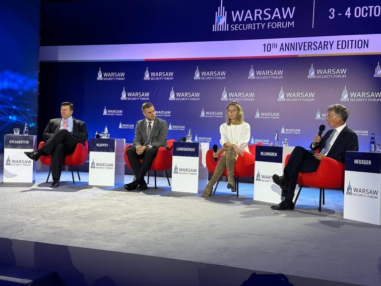 G. Landsbergis Varsuvos saugumo forume 1