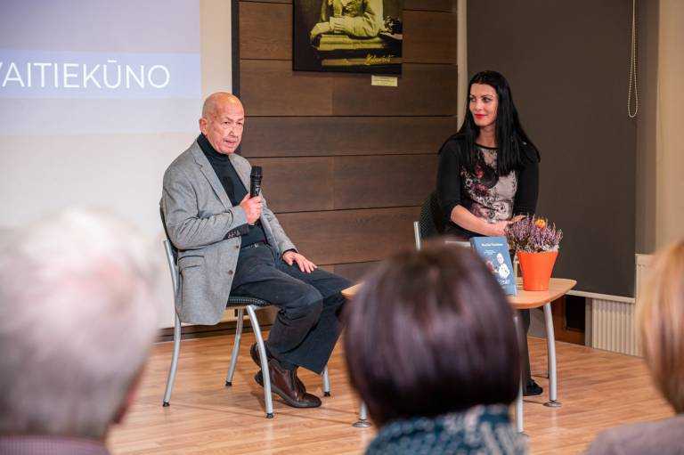 Henrikas Vaitiekūnas: tiesiog moku gražiai rašyti