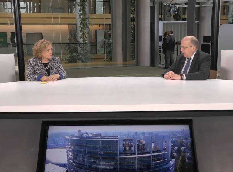 Paskutiniame metų pokalbyje – apie rinkimus: Donaldo Tusko koalicijos pergalę Lenkijoje ir artėjančius Lietuvoje