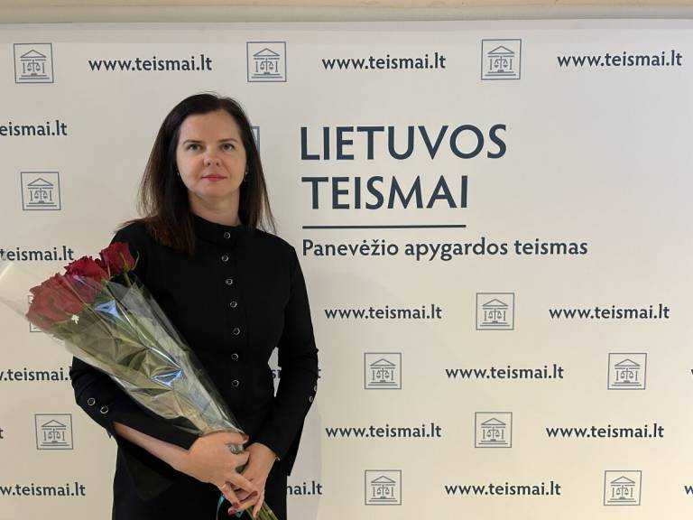 Darbą Panevėžio apygardos teisme pradėjo teisėja Kristina Latožienė