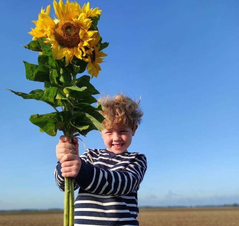 Neišgydomas, bet kontroliuojamas. Lions klubas kviečia padėti kviečia padėti Ūkui ir jo šeimai