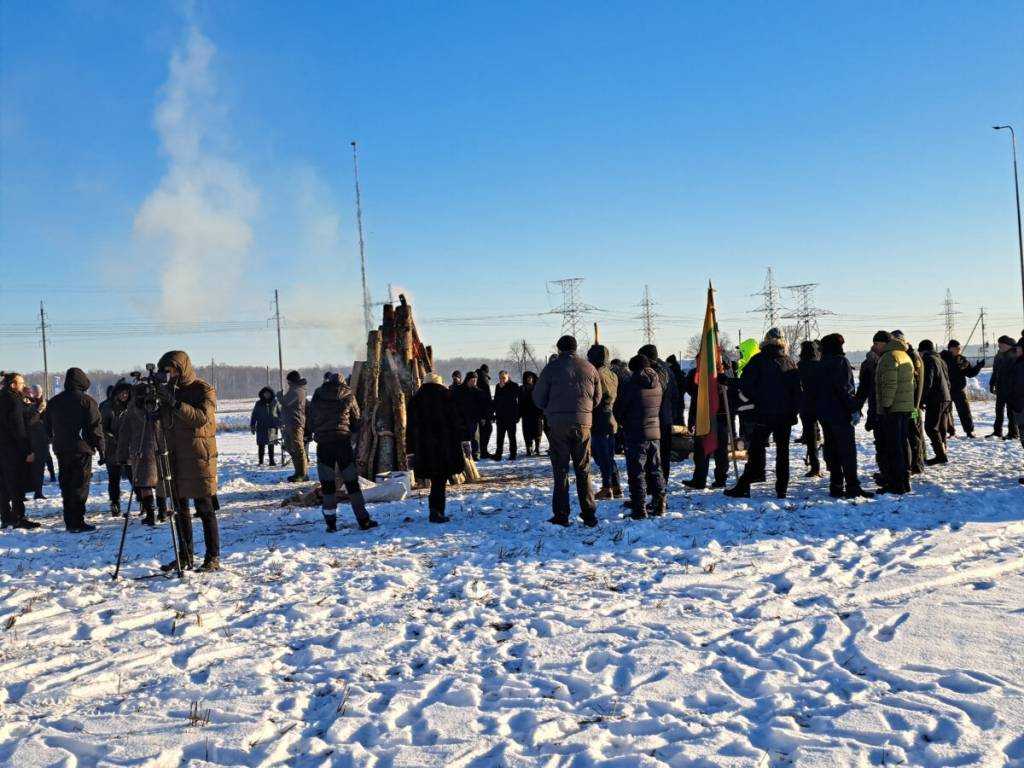 Ūkininkų protesto laužai liepsnojo ir Panevėžio rajone