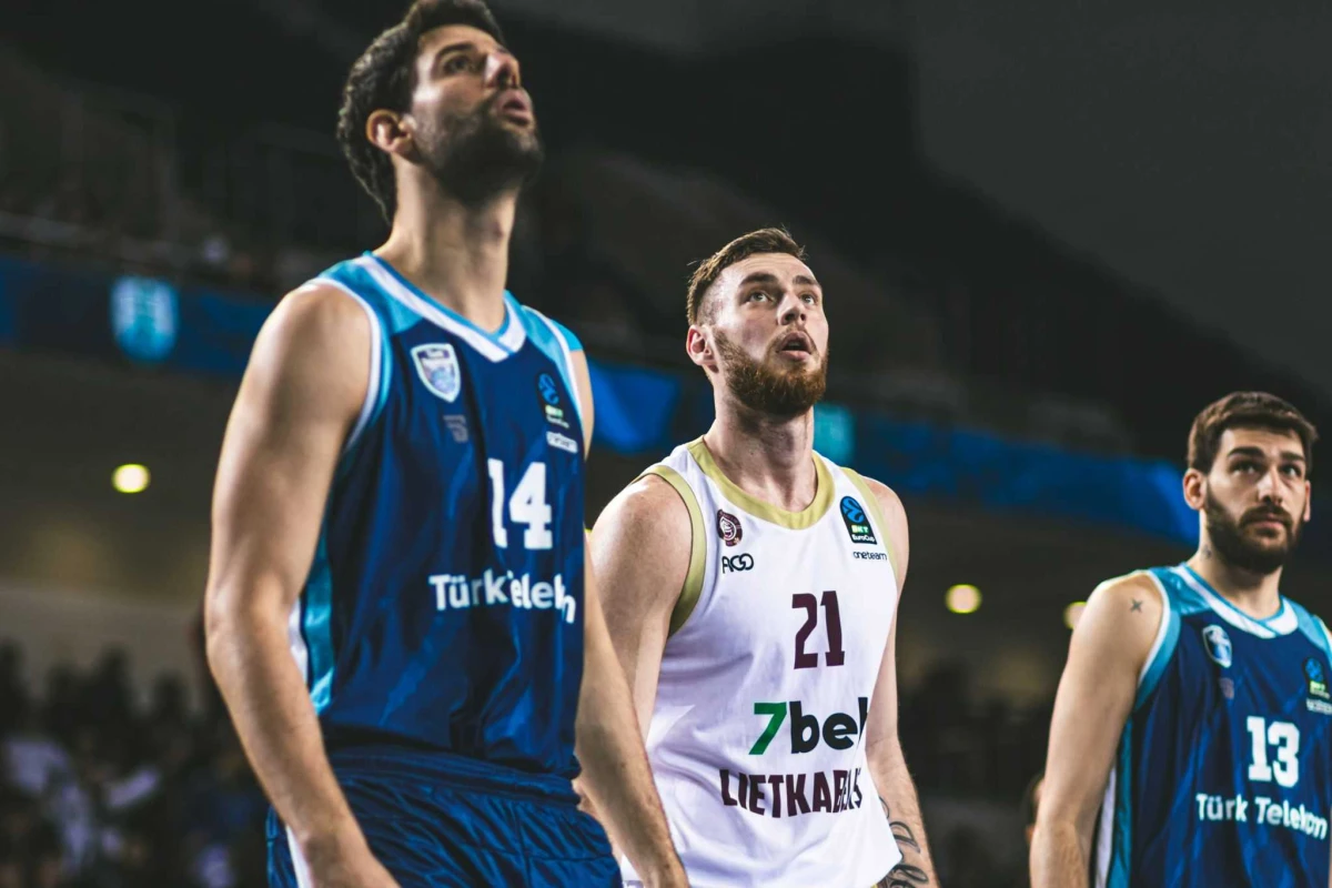 Ankaroje – sunkus ketvirtas kėlinys ir nesėkmė. Europos taurės turnyras baigtas