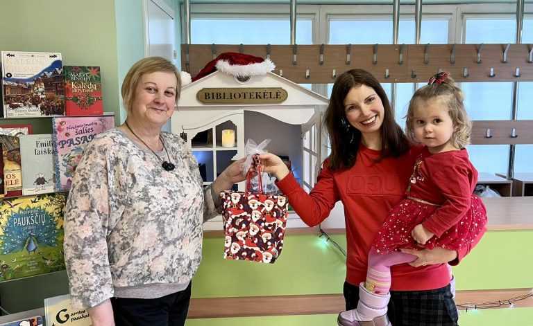 Akcija „Knygų kalėdos“ dovanojo pusšimtį naujų knygų
