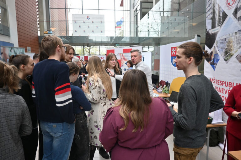 Respublikinė Panevėžio ligoninė dalyvavo Kauno klinikose vykstančioje karjeros mugėje