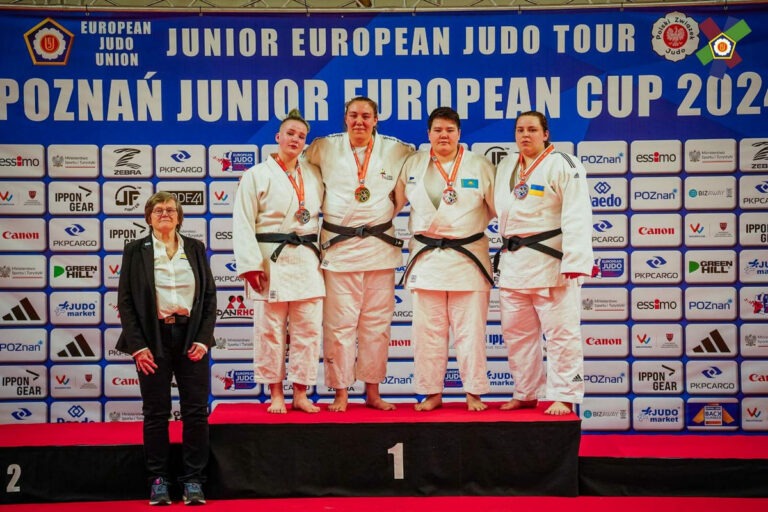 Sargūno sporto gimnazijos  auklėtiniai dalyvavo Lenkijoje ir Vokietijoje vykusiuose dziudo turnyruose