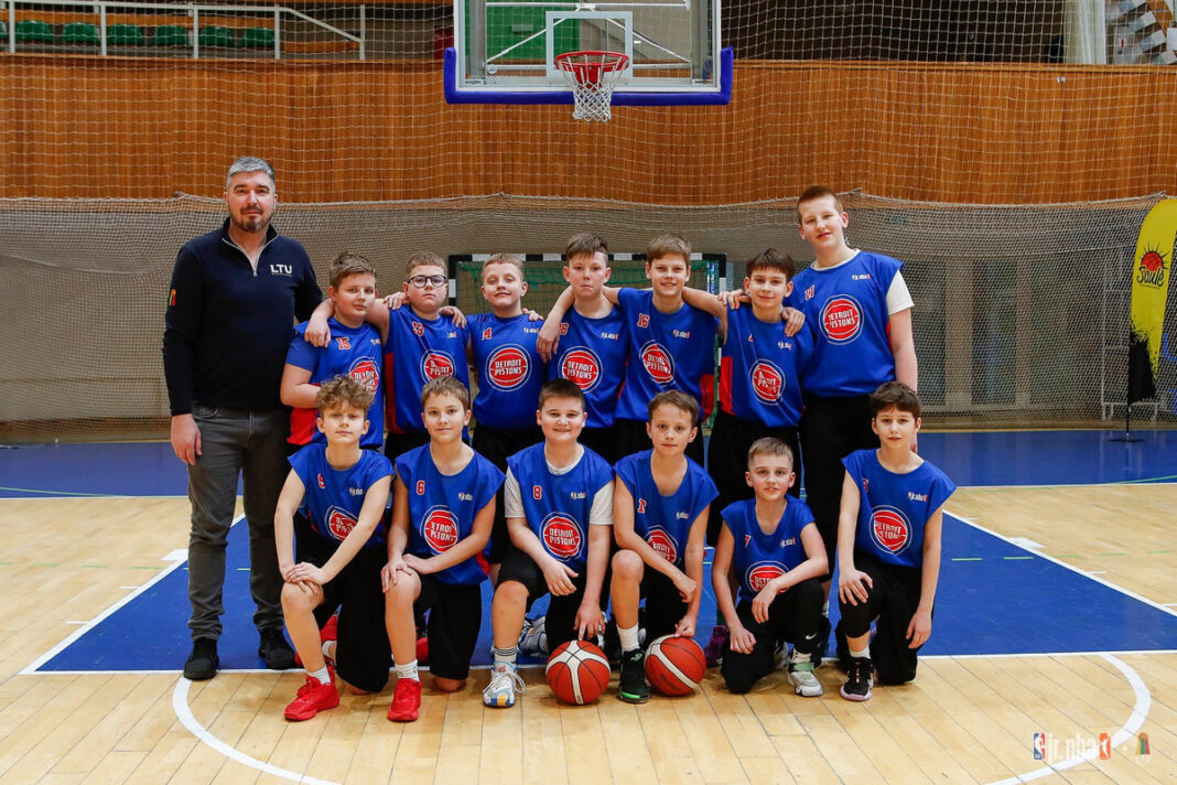 Panevėžio sporto centro krepšininkai pradėjo kovą dėl čempionų taurės