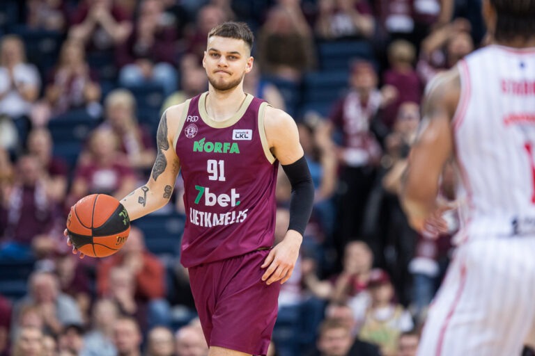 Serija grįžta į Uteną: drama Panevėžyje baigėsi nesėkme