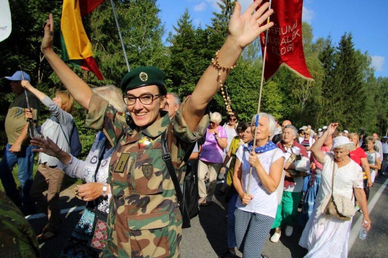 Mama šaulė Giedrė Nakutienė: svarbu ir ginklą mokėti valdyti, ir būti žmogumi