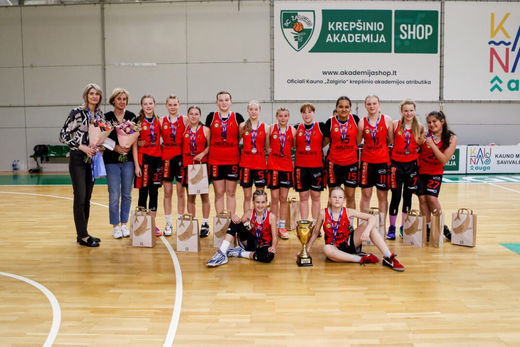 Panevėžio sporto centro krepšininkės – MKL U13 vicečempionės