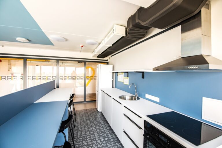 KTU toliau investuoja į ateitį: Kaune paskelbti ambicingi bendrabučių atnaujinimo planai 