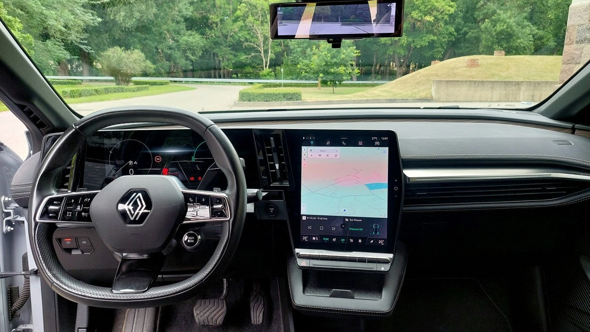 Vidus Šventinė savaitė su „Renault Megane E-Tech Full Electric”