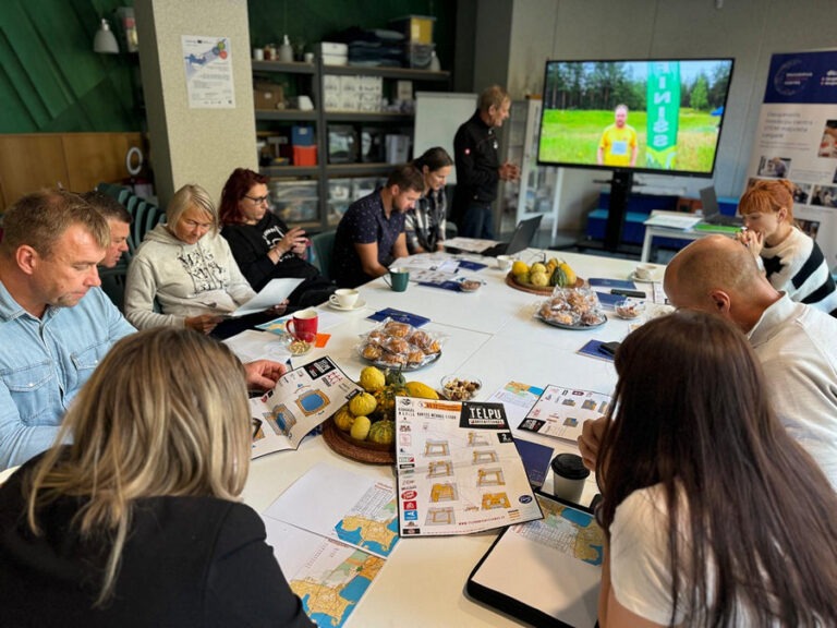 baidarių ir kanojų irklavimo treneriai dalyvauja projektinėje veikloje