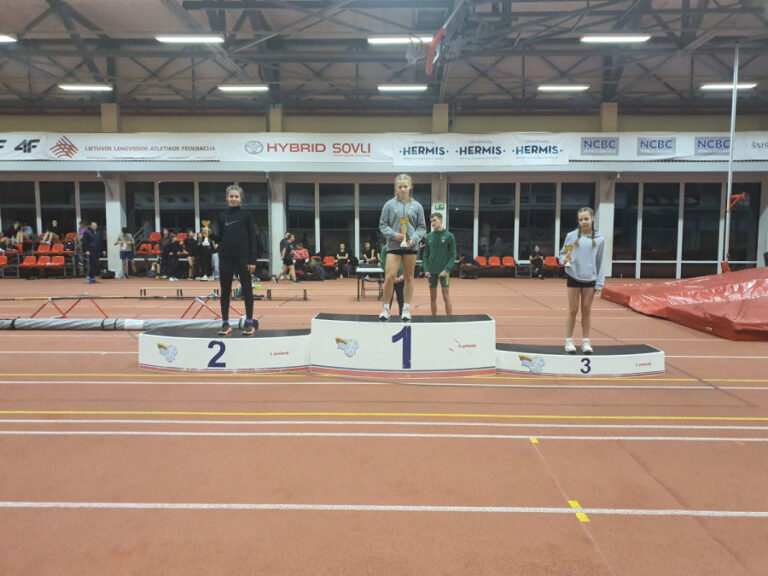 panevėžio sporto centro lengvaatletė - lietuvos vaikų daugiakovės čempionė
