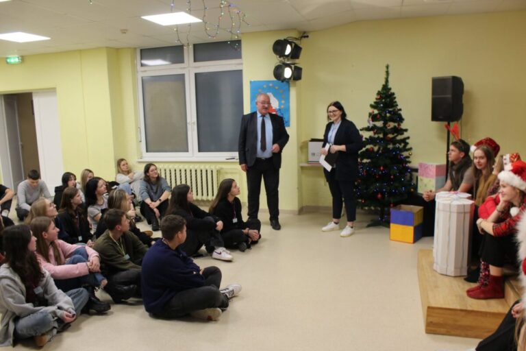 atgaivinta „sniego gniūžtės“ programa paįstrio juozo zikaro gimnazijoje