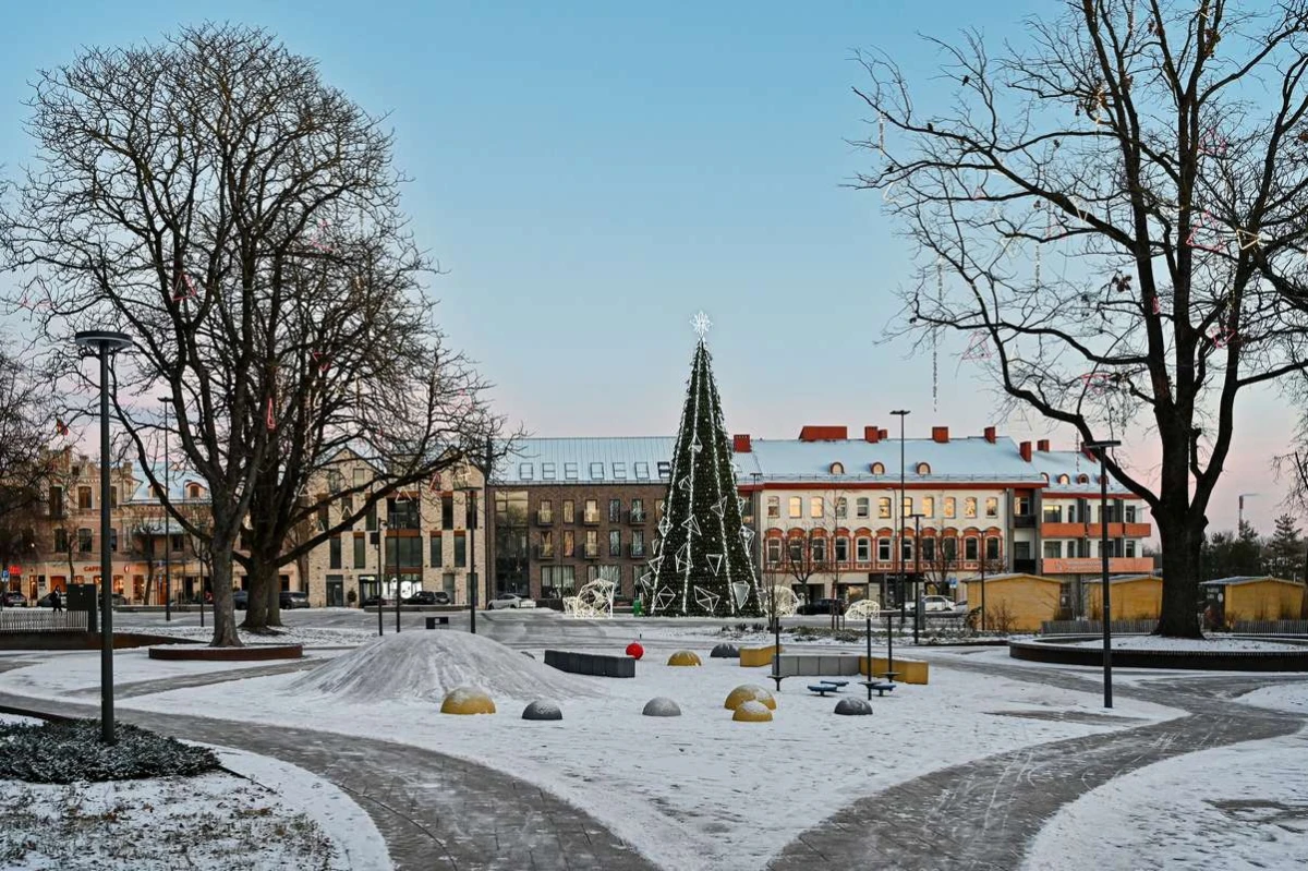 panevėžyje – kalėdinio miestelio dūzgės