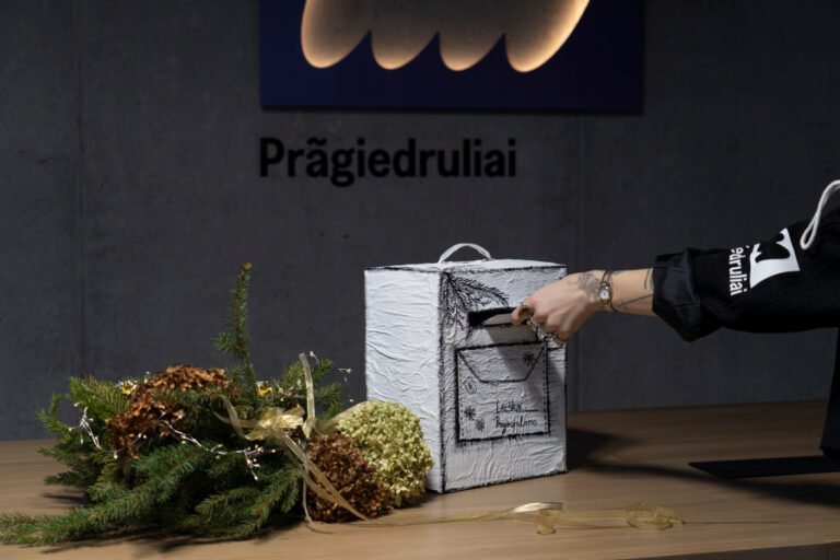 „pragiedruliai“ kviečia į šventinę meno mugę: unikalios dovanos, meno kūriniai ir mainytuvės