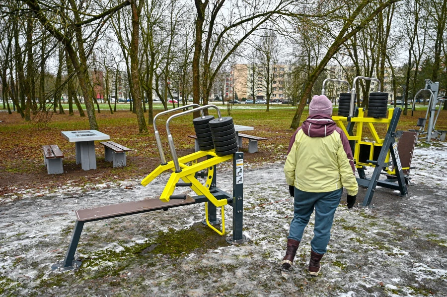 Panevėžyje startuoja nemokamos treniruotės senjorams po atviru dangumi