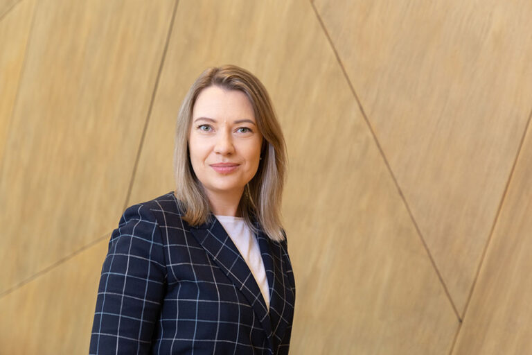 Panevėžyje startuoja nemokamos treniruotės senjorams po atviru dangumi