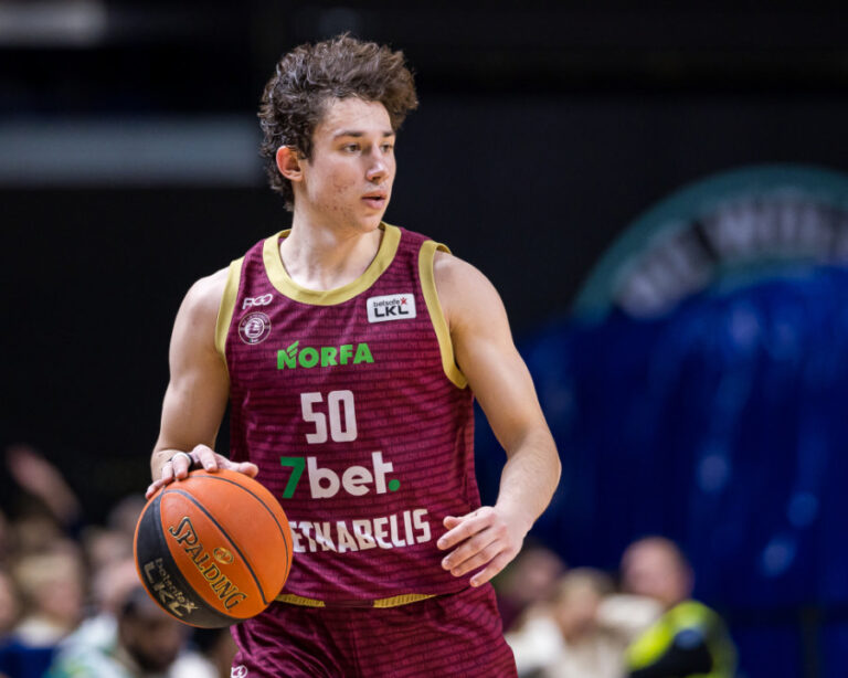 Išvykoje į sostinę iškovota pergalė