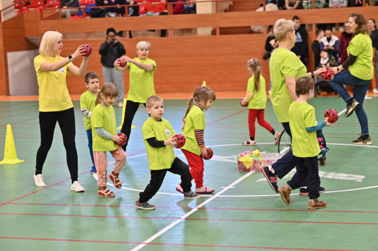 Panevėžyje vyksta tarptautinės žmonių su negalia varžybos „Aš noriu laimėti!“